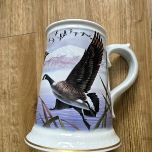 LIMITED EDITION "The Canada Goose" Vintage Porcelain Collectible Franklin Stein